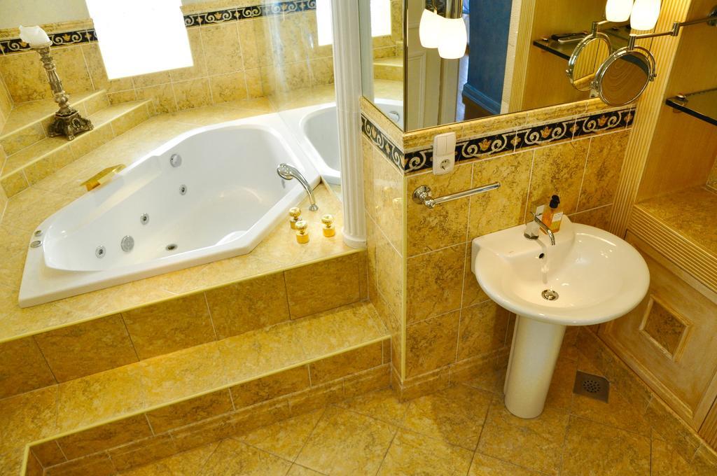 VILLA MARJAN - 3 bdr, 3 bath, parking Split Bagian luar foto